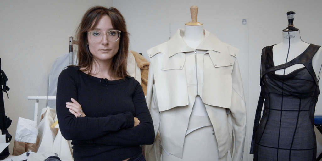 La vita di una stilista di fama: quanto guadagna realmente una designer di lusso nel mondo della moda