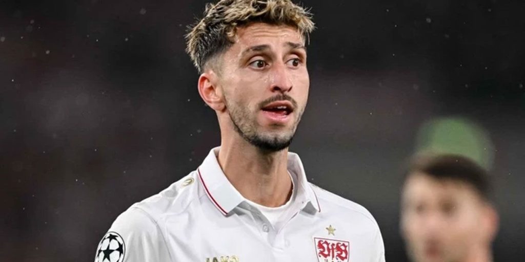 Atakan Karazor, Stellina della Nazionale Turca, Prevede un Inferno a Kadıköy contro il Fenerbahçe