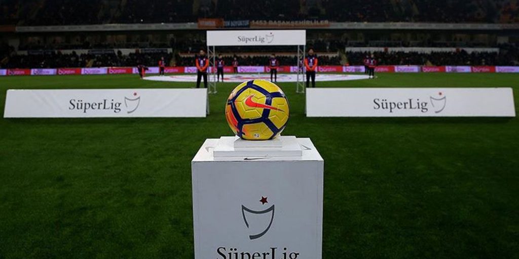 La squadra di calcio Fatih Karagümrük sostiene la decisione di deferire due dei suoi calciatori al Consiglio Disciplinare della Federazione Turca di Calcio
