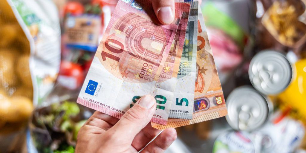 Prelievo di contante nei supermercati: imminenti cambiamenti che i clienti devono conoscere