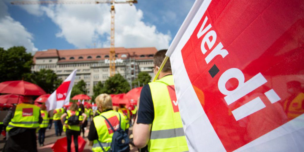 Verdi presenta nuove richieste salariali per insegnanti e altri lavoratori del servizio pubblico, in attesa di negoziazioni