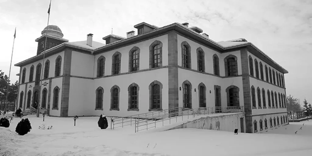 Palazzo del Congresso di Erzurum: rischio di crollo entro sei secondi in caso di terremoto