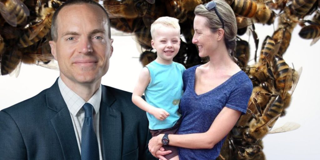 Tragico incidente in Laos: direttore scolastico americano e figlio uccisi da api giganti durante vacanza