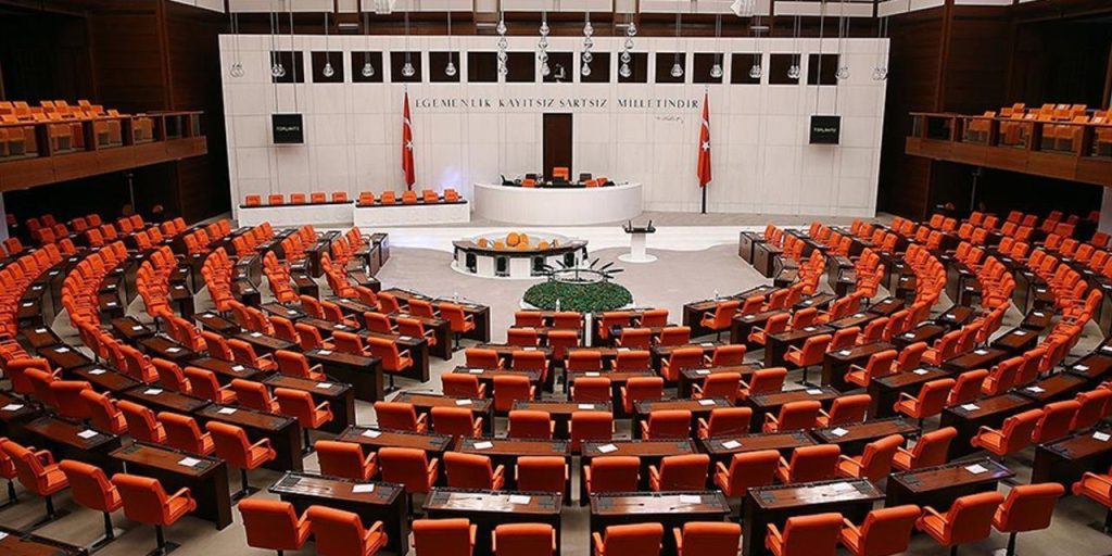 Tezkere Meclis'te! Hükûmet üç yıl daha yetki istedi