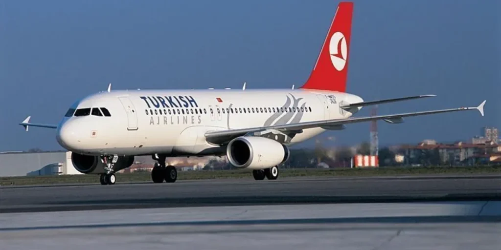 Turkish Airlines investe 100 miliardi di lira per costruire il più grande terminale cargo al mondo e creare 26.000 posti di lavoro