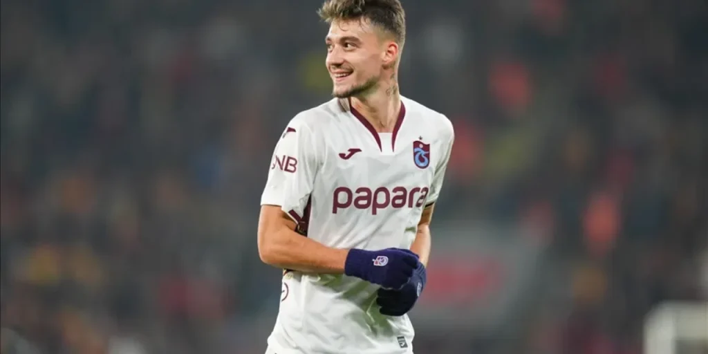 Doğan: la situazione del centrocampista in prestito dipende da Fatih Tekke, la squadra non cambierà la formazione nonostante le offerte per quattro giocatori