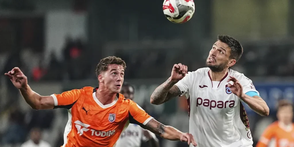 Trabzonspor vince 4‑3 a Başakşehir, raggiunge 28 punti dopo 13 settimane