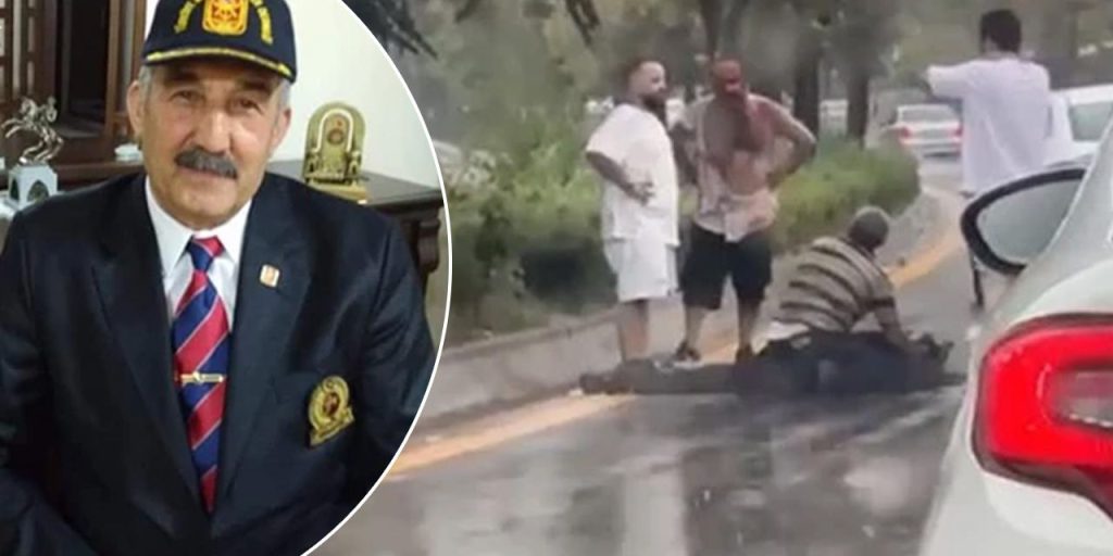 Assoluzione per Cevdet Dündar: un caso giudiziario che solleva questioni sulla responsabilità personale e l'intenzionalità in situazioni di estremo stress 

Introduzione
Un caso giudiziario recente ad Ankara ha destato grande interesse e dibattito. Cevdet Dündar, un uomo che durante una lite in traffico ha accidentalmente ucciso la moglie mentre cercava di impedire che un'altra persona estraesse un'arma, è stato assolto.

La Sentenza
La corte ha stabilito che non c'era "intenzionalità" nell'azione di Dündar, il che ha portato alla sua assoluzione. L'avvocato di Dündar ha sottolineato che il suo cliente aveva estratto l'arma solo per intimidire l'altra parte coinvolta nella lite, senza alcuna intenzione di sparare.

Approfondimento
L'avvocato ha anche evidenziato che, nonostante la profonda sofferenza e lo stato di shock dopo la morte della moglie, Dündar non ha sparato agli altri imputati presenti, dimostrando così un certo livello di autocontrollo e consapevolezza delle proprie azioni.

Possibili Conseguenze
La sentenza di assoluzione potrebbe avere implicazioni significative per future cause legali simili, sottolineando l'importanza di valutare attentamente le intenzioni e le circostanze di ogni caso.

Opinione
Il caso solleva questioni importanti sulla natura dell'intenzionalità e sulla responsabilità personale in situazioni di estremo stress e confusione, e come queste siano percepite e valutate all'interno del sistema giudiziario.

Analisi Critica dei Fatti
È fondamentale esaminare criticamente le prove presentate e le motivazioni alla base della decisione della corte, considerando sia gli aspetti giuridici che quelli psicologici coinvolti nella vicenda.

Relazioni con altri fatti
Questo caso può essere messo in relazione ad altri incidenti simili in cui le azioni commesse in stato di forte emozione o sotto pressione hanno portato a conseguenze tragiche e impreviste.

Contesto storico
La sentenza si inserisce in un contesto più ampio di dibattiti sulla giustizia, sulla responsabilità personale e sulle sfide poste dal valutare le intenzioni e le azioni umane in situazioni estreme.

Fonti
Il caso è stato riportato da diverse fonti, tra cui il sito Hurriyet. Per ulteriori informazioni, si consiglia di consultare direttamente la fonte originale.