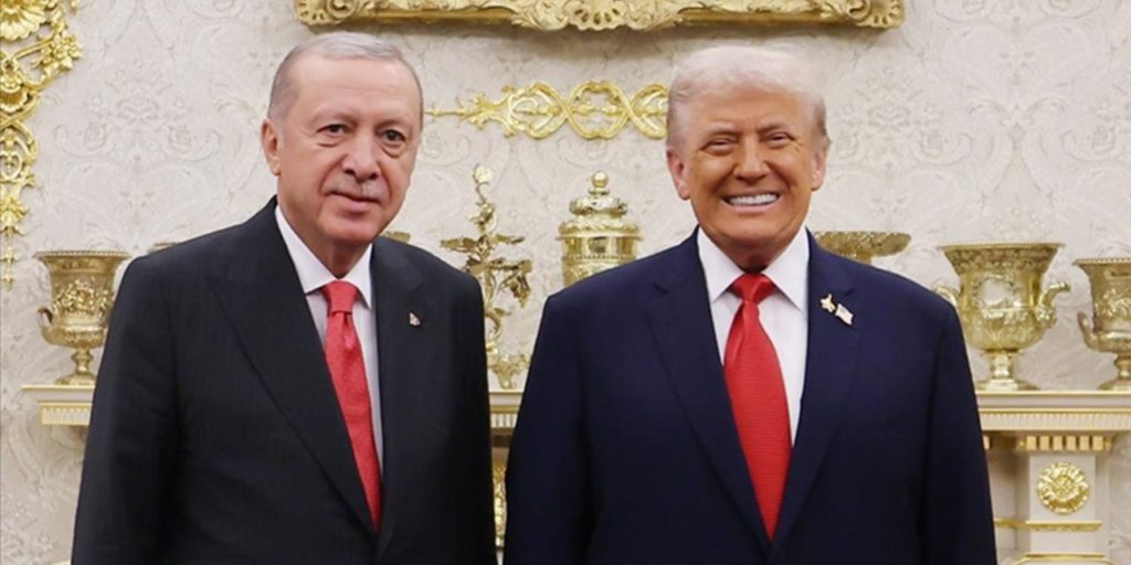 Trump elogia Erdoğan per il suo ruolo chiave nel piano di pace per la Striscia di Gaza