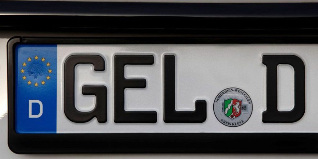 Nuove norme TÜV fanno salire i costi per i conducenti