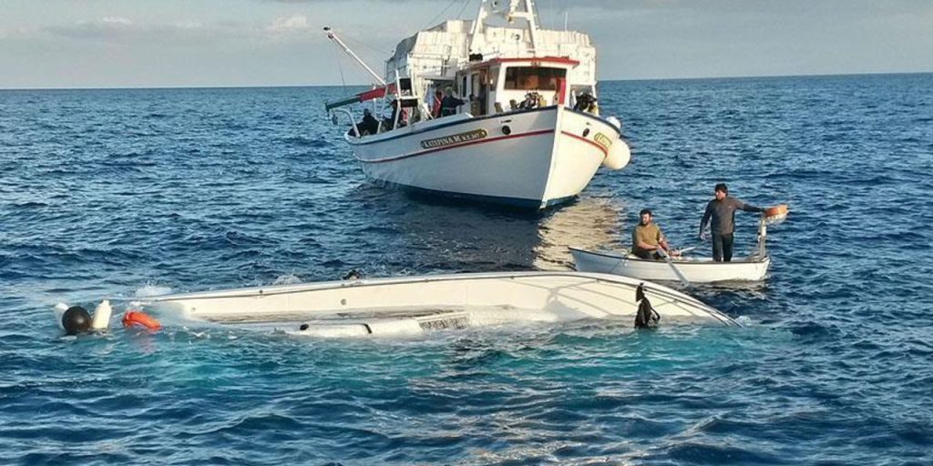 Tragedia nel Mediterraneo: almeno 40 migranti morti al largo della Tunisia