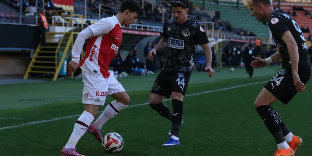 Alanyaspor e Fatih Karagümrük pareggiano 2-2 nella Ziraat Türkiye Kupası