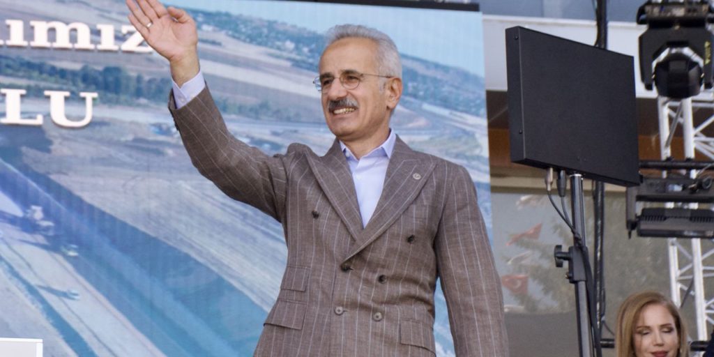 Ulaşımda stratejik adım! 2,7 milyar TL ile 3 yol projesi tamamlandı