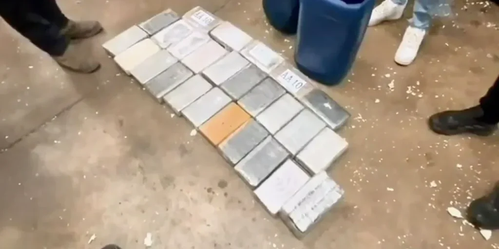 Sequestrati 31 kg di cocaina e arrestati due sospetti in operazione contro traffico internazionale di droga