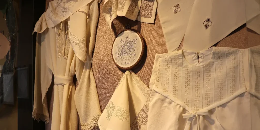 Antep embroidery: tradizione tessile turchese unita a design moderni per sostenere le donne