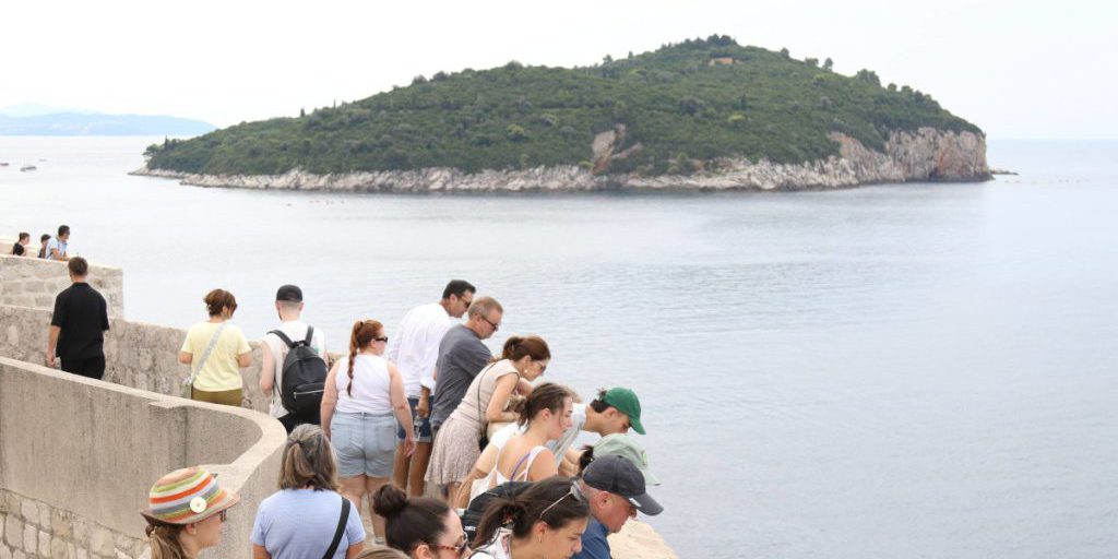 Kreta-Urlauberin aus dem Häuschen: „Es hat geschneit“