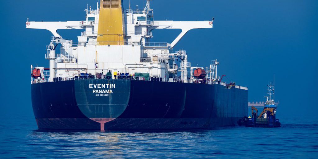 Petroliera Eventin in porto a Rügen con 100.000 tonnellate di petrolio: decisione presa ma non divulgata