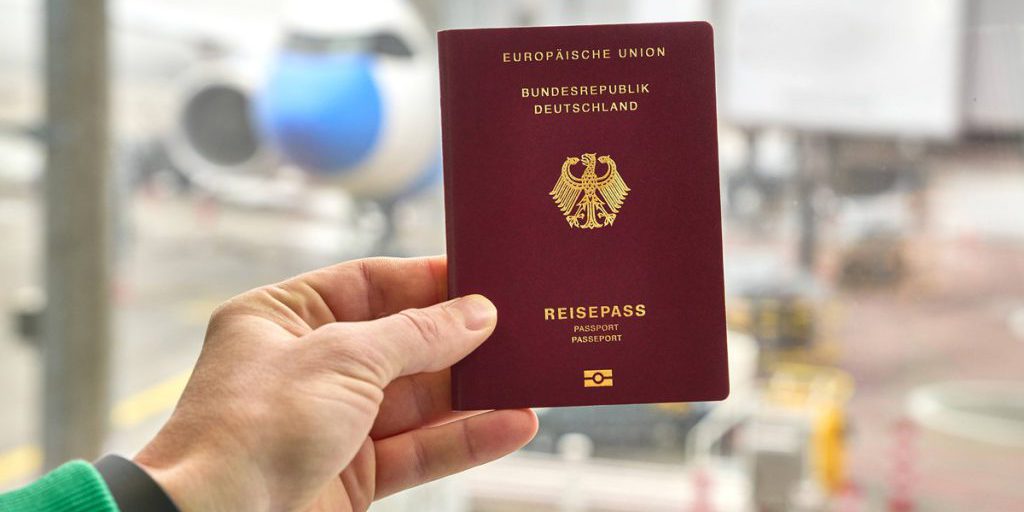 Stati Uniti introducono nuove regole di ingresso per i turisti