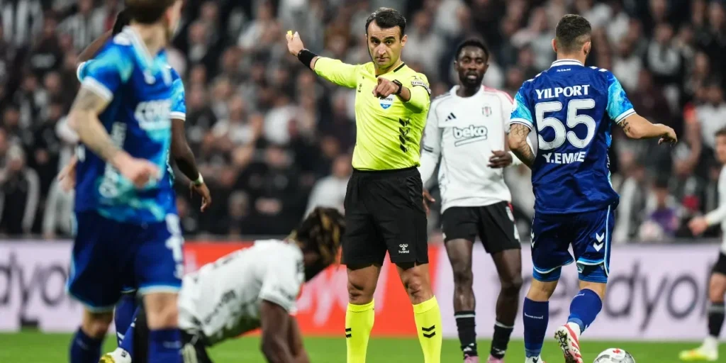 Beşiktaş denuncia controversia VAR dopo pareggio 1-1 con Samsunspor