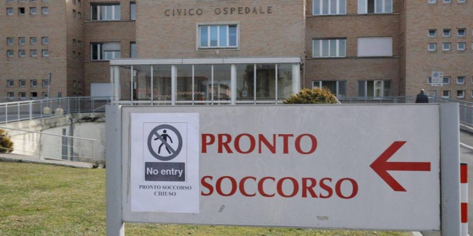 Morte di madre e figlia dopo cena di Natale in Italia: sospetta intossicazione alimentare