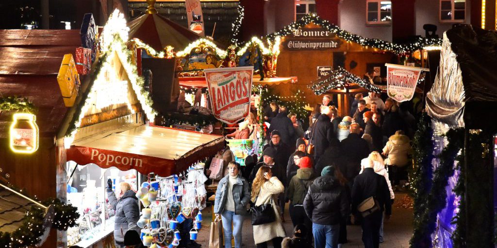 Scena insolita registrata in diretta al mercato di Natale in North Rhine-Westphalia