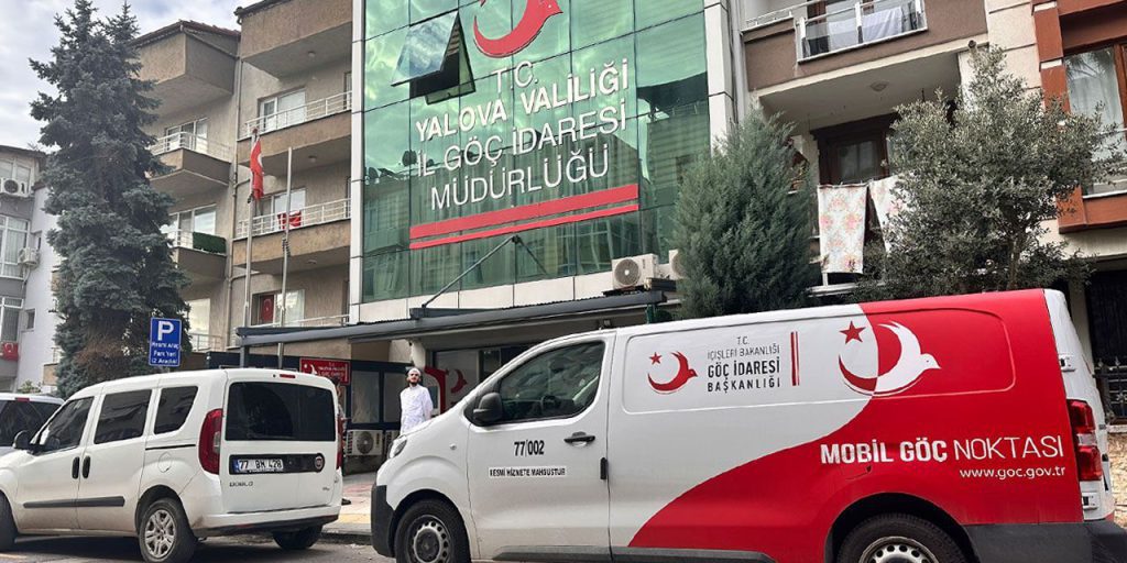 Yalova'da büyük operasyon! İl Göç İdaresi Müdürü ve çok sayıda kişi gözaltında