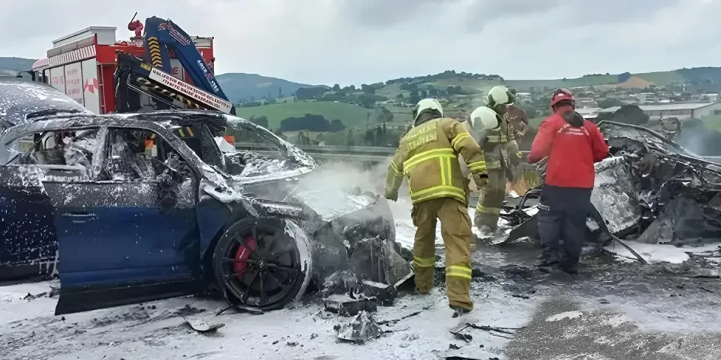 Baran Enver Çinkılıç, 26 anni, muore in incidente stradale: famiglia chiesta 8 milioni di lira dall’assicurazione