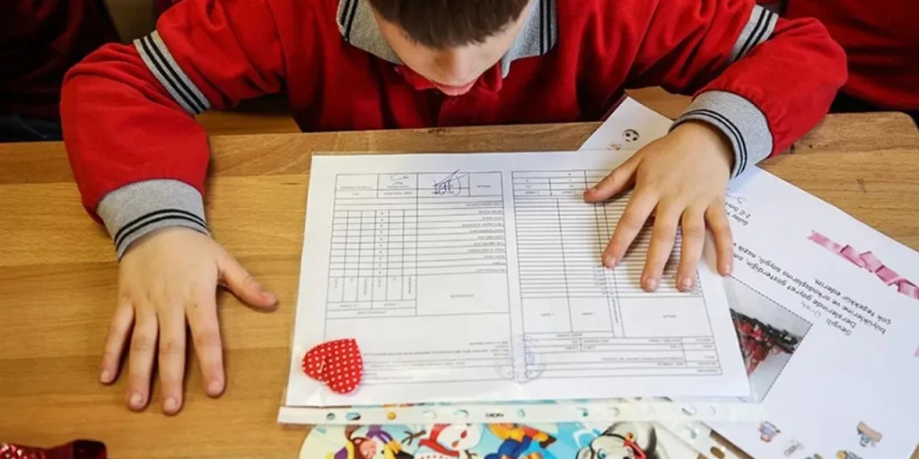 Fine del primo semestre: l'importanza delle vacanze estive per lo sviluppo dei bambini