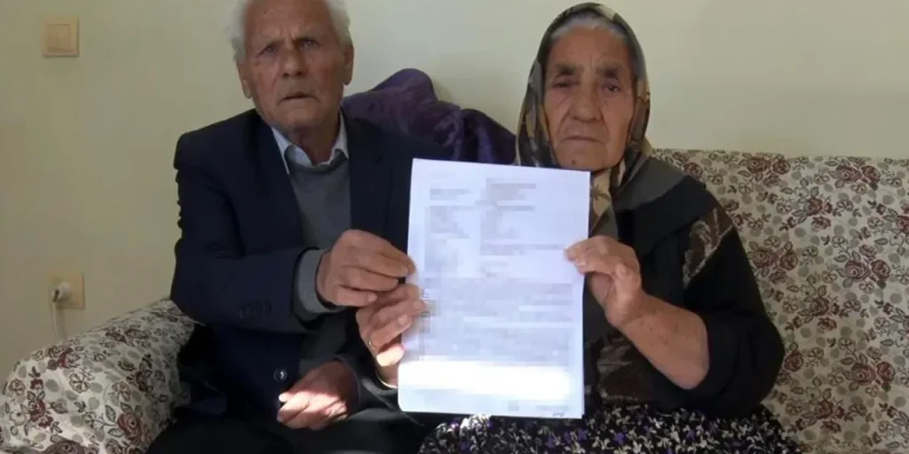 Truffa telefonica a Antalya: anziana coppia perde 838.000 lira per falsa richiesta di polizia