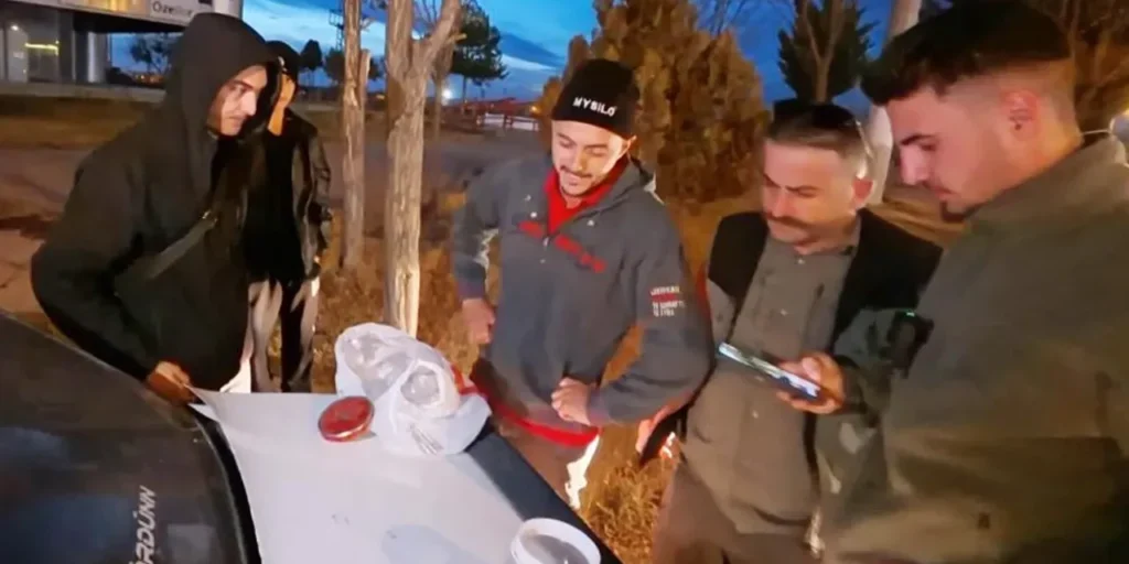 Arrestato a Aksaray il venditore di veleno di scorpione giallo dell'Anatolia, il più costoso al mondo