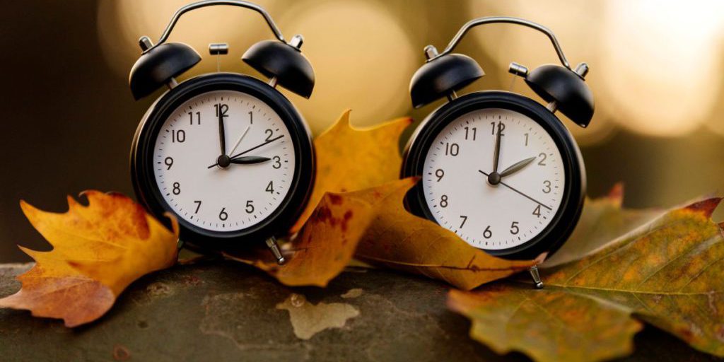 Italia valuta l'abolizione del cambio dell'ora: potenziale primo stato UE a mantenere l'ora estiva permanente