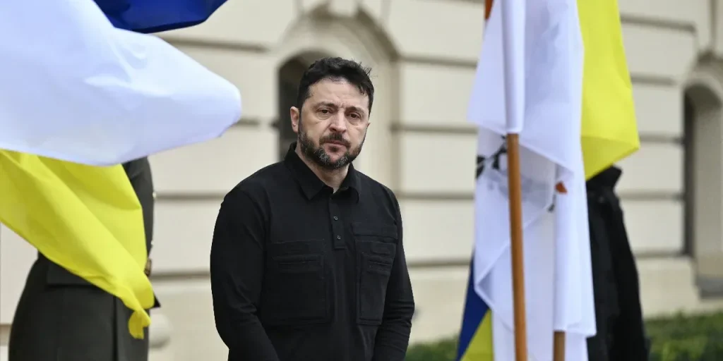 Zelensky: Stati Uniti, Russia e Ucraina hanno visioni diverse sul Donbass
