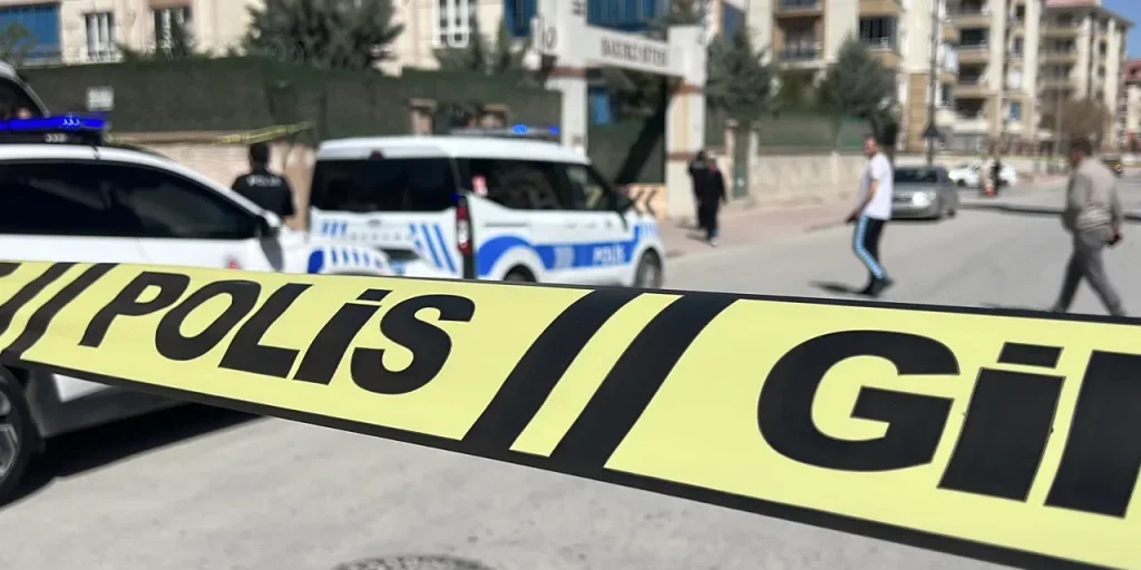 Eski karısının bıçakladığı adam ağır yaralandı